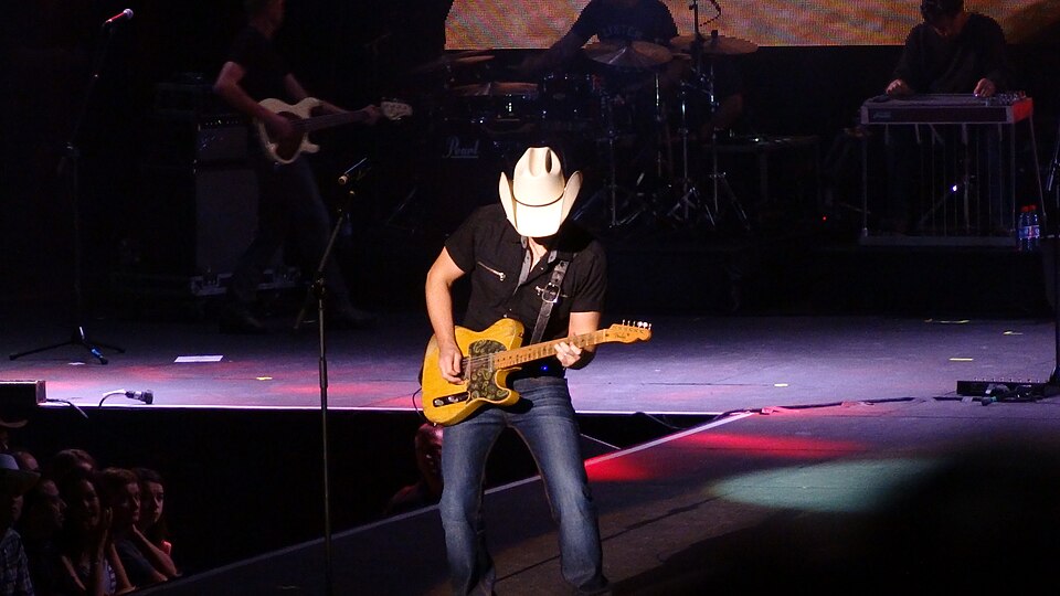 Brad Paisley Describes Taylor Swift and Travis Kelce Wedding as One of Least Pretentious He Has Attended