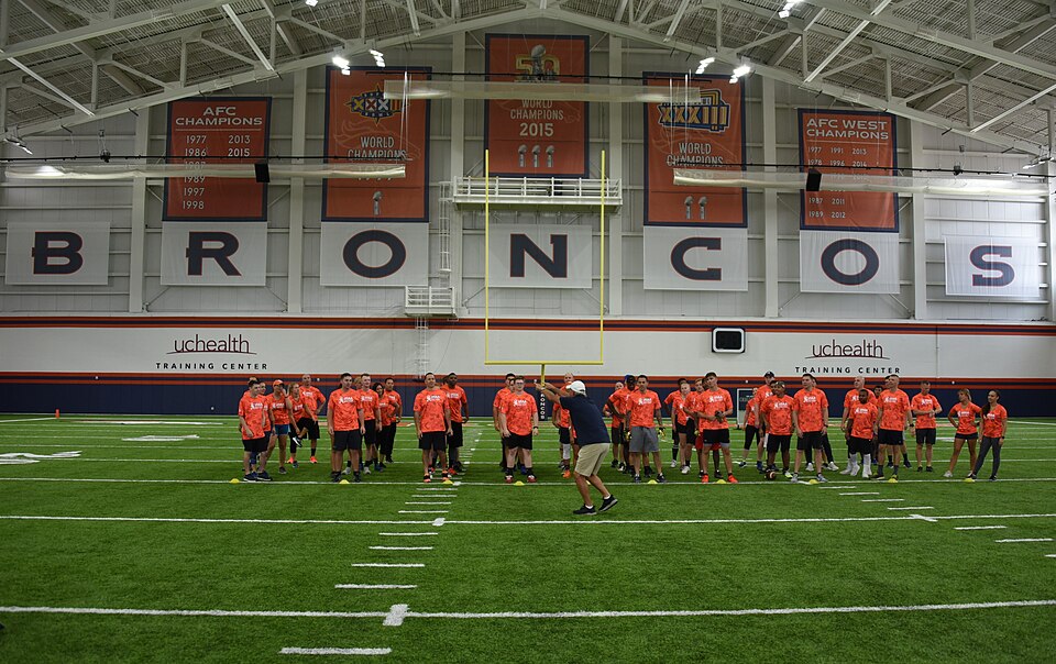 Broncos Defensive Lineman Matt Henningsen Returns From Torn Achilles Before Training Camp
