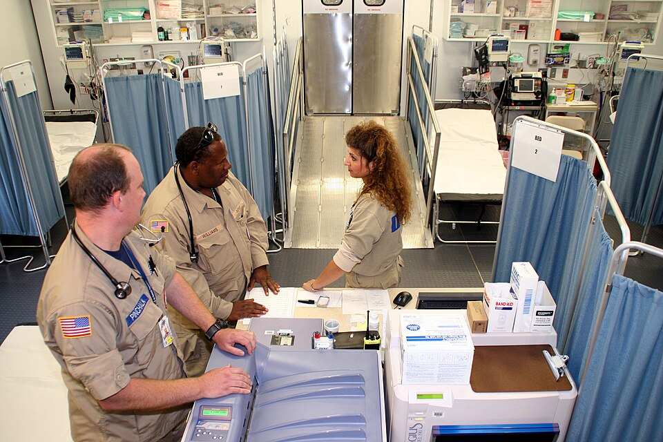 Belle Chasse, LA, October 25, 2005 - This is the main patient area inside of the Mobile Medical Unit being operated in Belle Chasse, Louisiana.  This configuration is an emergency department with minor surgery capability.  Robert Kaufmann/FEMA