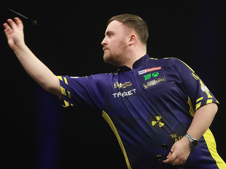 BetMGM Premier League Darts 2025, night 9 of the preliminary round in the Uber Arena Berlin: Luke Littler