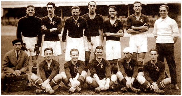 Spanish national football team before the 3-1 victory over the Netherlands, 5.09.1920