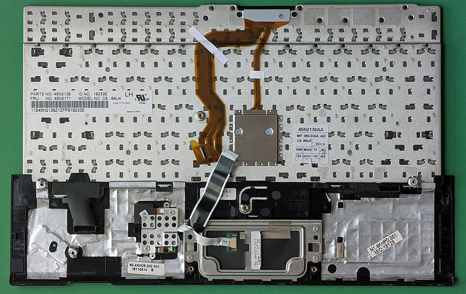 This is the back of a classic 7-row keyboard compatible with the Lenovo ThinkPad X220, as well as models T410/T420, T510/T520, and W510. The main label shows the Field Replaceable Unit (FRU) part number 45N2171, which corresponds to a US English layout. Other visible identifiers include the manufact