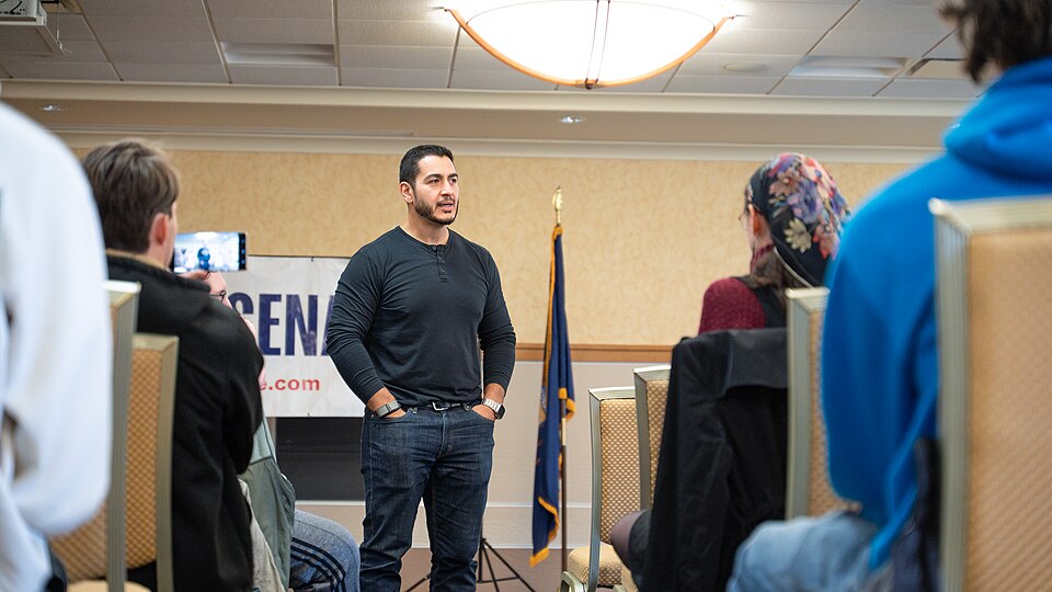 US Senate candidate for michigan Abdul El-Sayed meets voters at Michigan Technological University. October 22, 2025