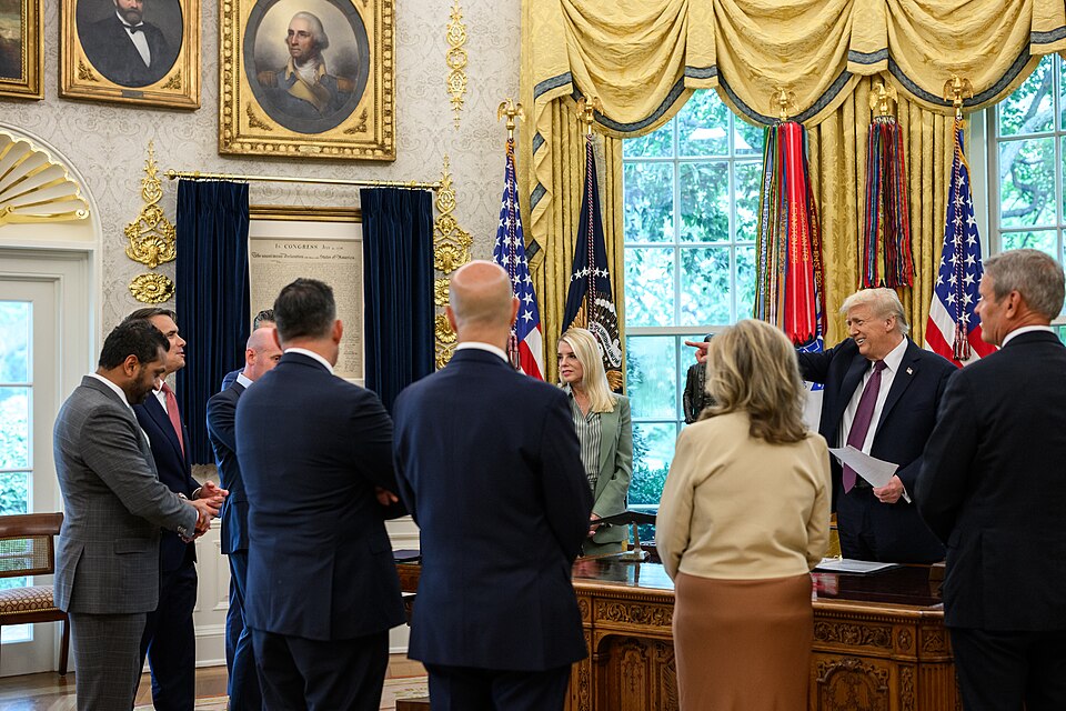 President Donald Trump speaks with Deputy Attorney General Todd Blanche and others before signing a Presidential Memorandum that will deploy the National Guard to Memphis, Tennessee, to establish the “Memphis Safe Task Force,” Monday, September 15, 2025, in the Oval Office. (Official White House Pho