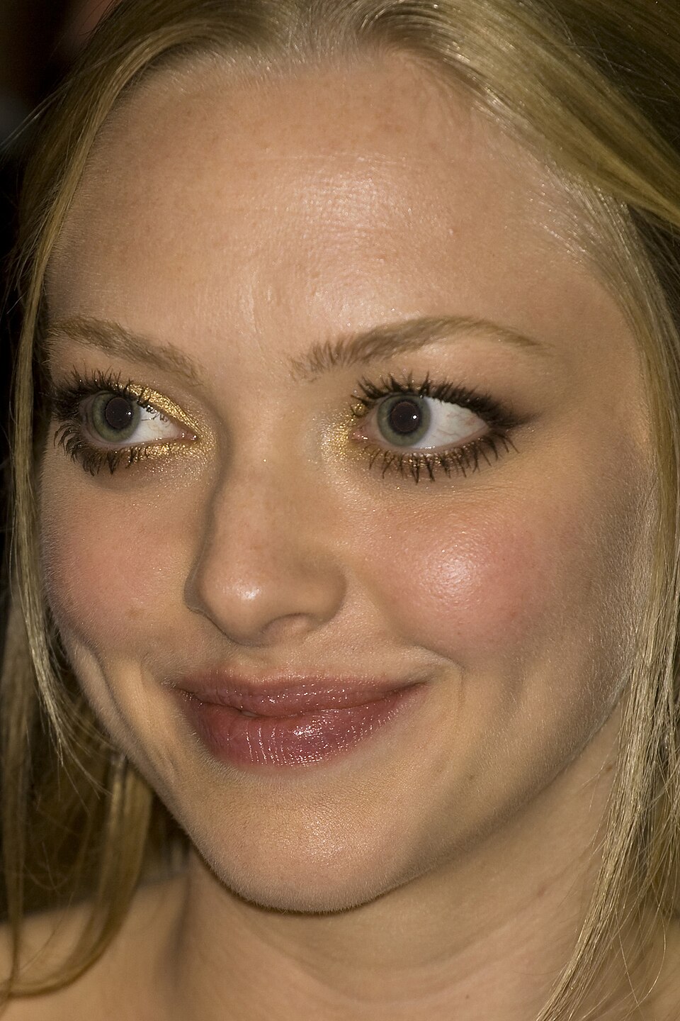 Amanda Seyfried at the premiere of "Jennifer's Body", during Midnight Madness at the Toronto International Film Festival, 2009.