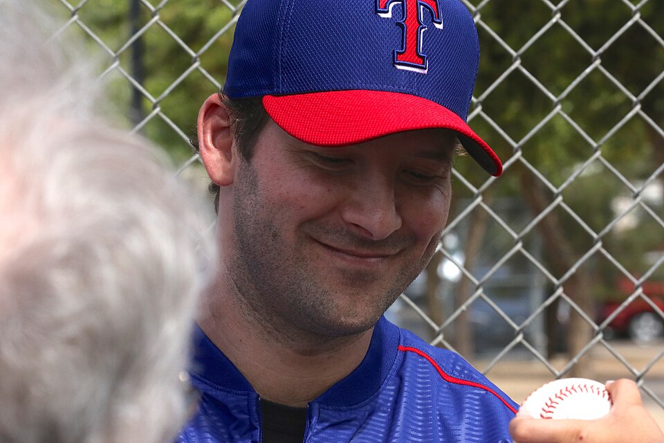 CBS Sports Has No Timeline for Decision on Tony Romo's Future
