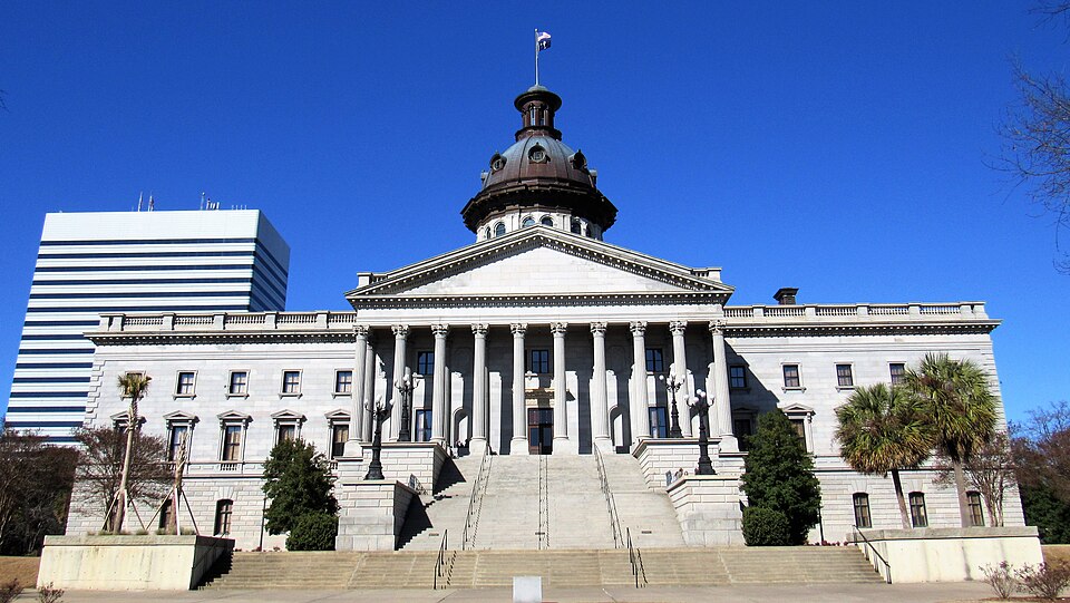 Six States Hold Primary Elections With Congress and Governor Seats at Stake
