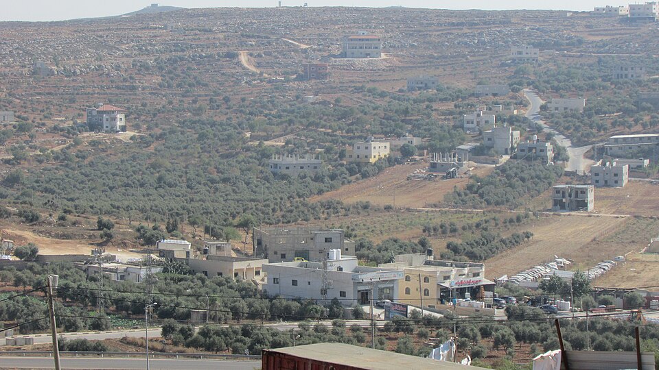 Israeli Forces Block Aid Activists From Reaching Besieged Palestinian Families in Qusra