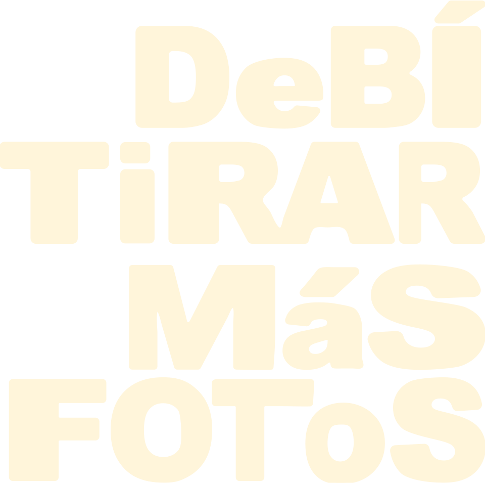 Logo for Bad Bunny's album Debí Tirar Más Fotos (2025).