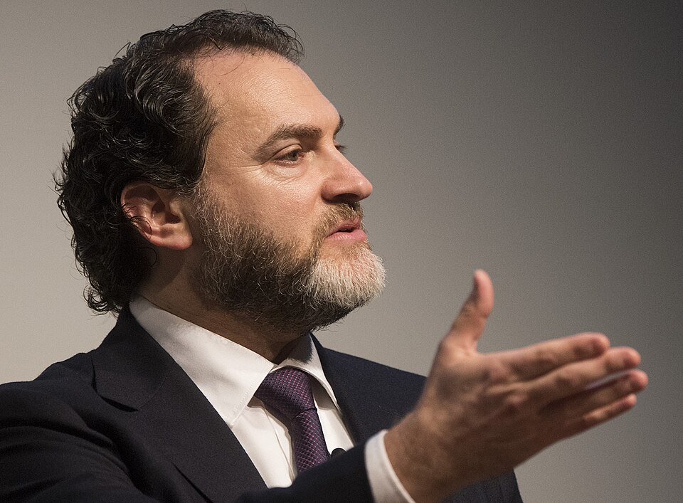 Michael Stuhlbarg at the LBJ Presidential Library in 2018. On Tuesday evening, Feb. 27, 2018, Friends of the LBJ Library members previewed the new Hulu limited drama series The Looming Tower. Following a screening of the first episode, Mark K. Updegrove of the LBJ Foundation moderated a discussion w