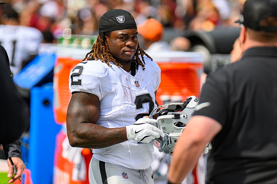 LANDOVER, MD - The Washington Commanders take on the Las Vegas Raider at Northwest Stadium in Week 3 of the 2025 NFL season. (Joe Glorioso / All-Pro Reels)