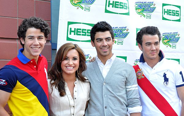 Musicians Nick Jonas, Demi Lovato, Joe Jonas and Kevin Jonas attend 15th Annual Arthur Ashe Kids Day on August 28, 2010 at Billie Jean King Stadium in Queens, New York.