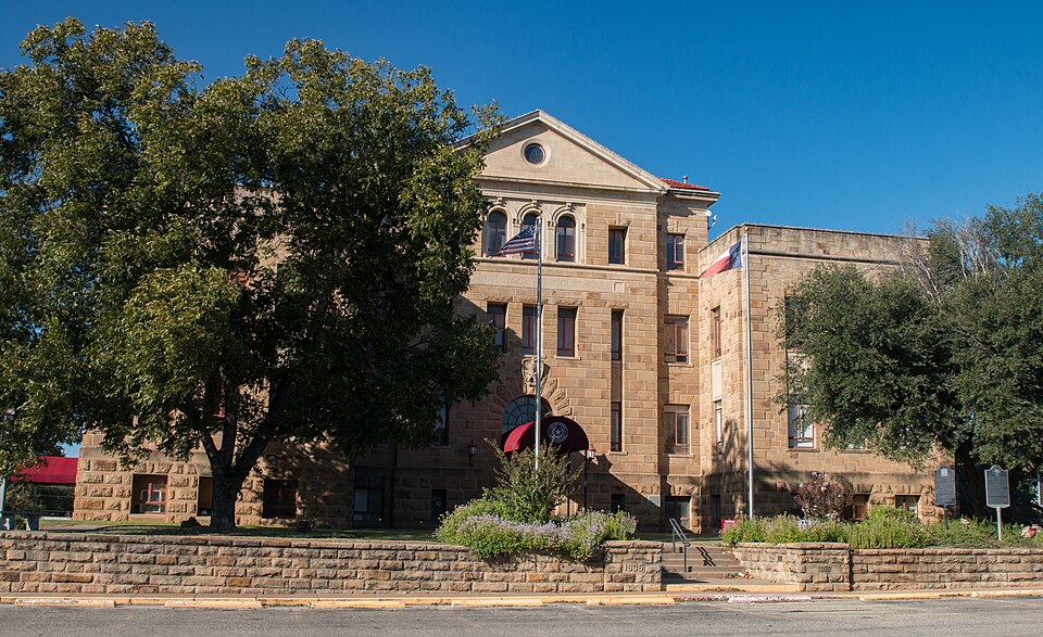 Palo Pinto Courthouse was built in 1882.