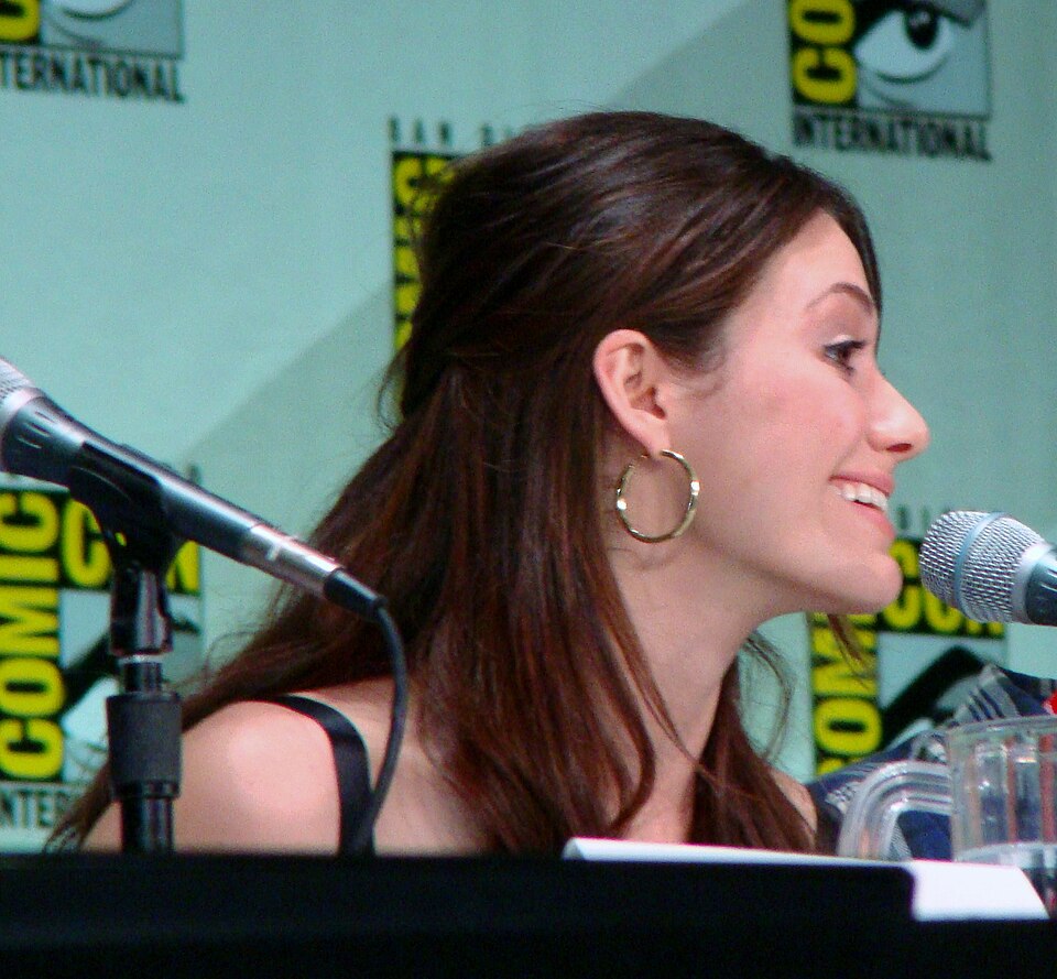 Emmy Rossum Serial Killer Thriller Tops Hulu and Disney Plus for Three Weeks