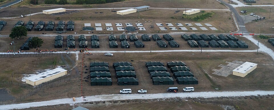 Deportee detention at Guantanamo