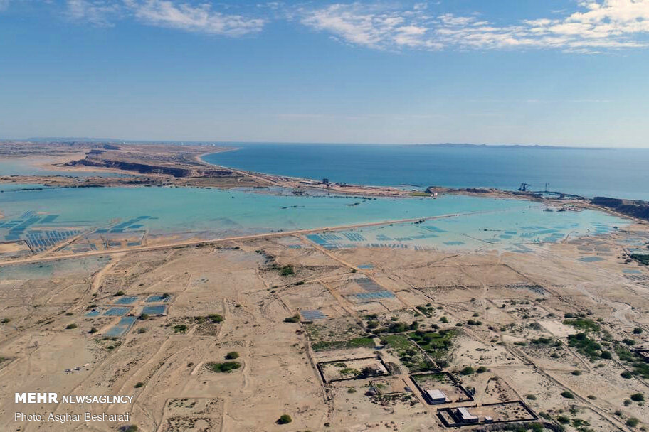آبگرفتگی روستاهای طولا و رمچاه در جزیره قشم