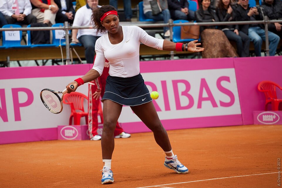 Williams hitting a forehand