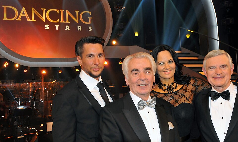 Dancing With the Stars Season 35 Cast Announced With Julia Stiles and Taylor Hanson