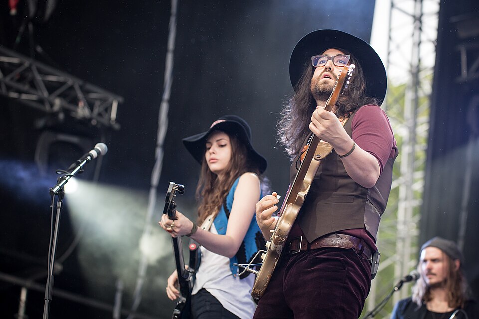 Sean Lennon and Charlotte Kemp Muhl Welcome First Child, Son Aurelius