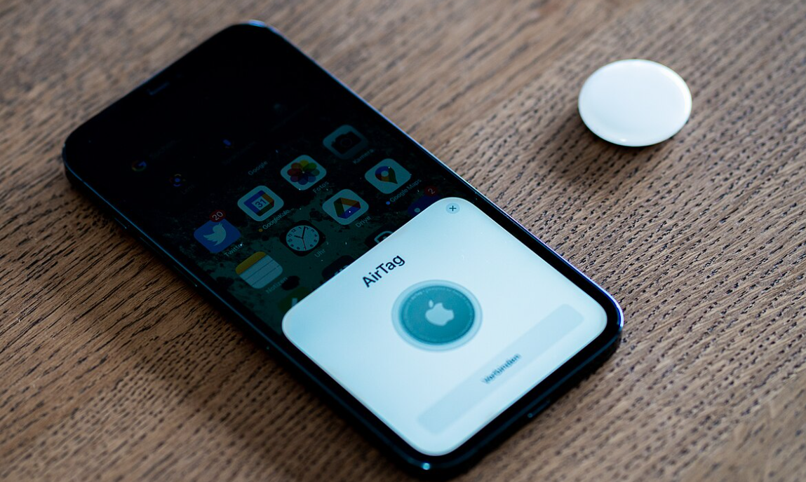Apple Drops iPhone 16e and First-Generation AirTag From Its Lineup in 2026