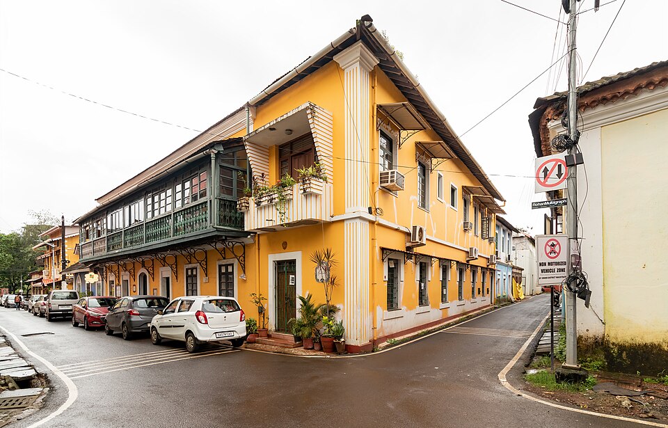 The Old Vasco da Gama residence in Fontainhas, Panaji, is a historic building associated with the famous Portuguese explorer Vasco da Gama. Located in the charming Fontainhas area, known for its well-preserved Portuguese-style architecture, the residence features classic elements such as ornate balc