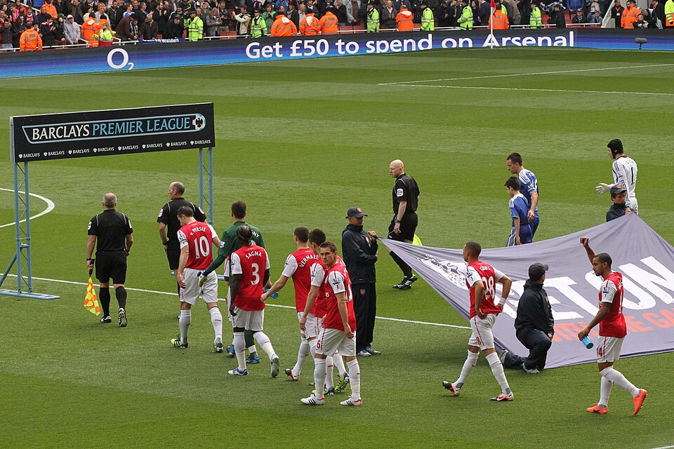 Arsenal Stun Chelsea 2-1 in Premier League Clash