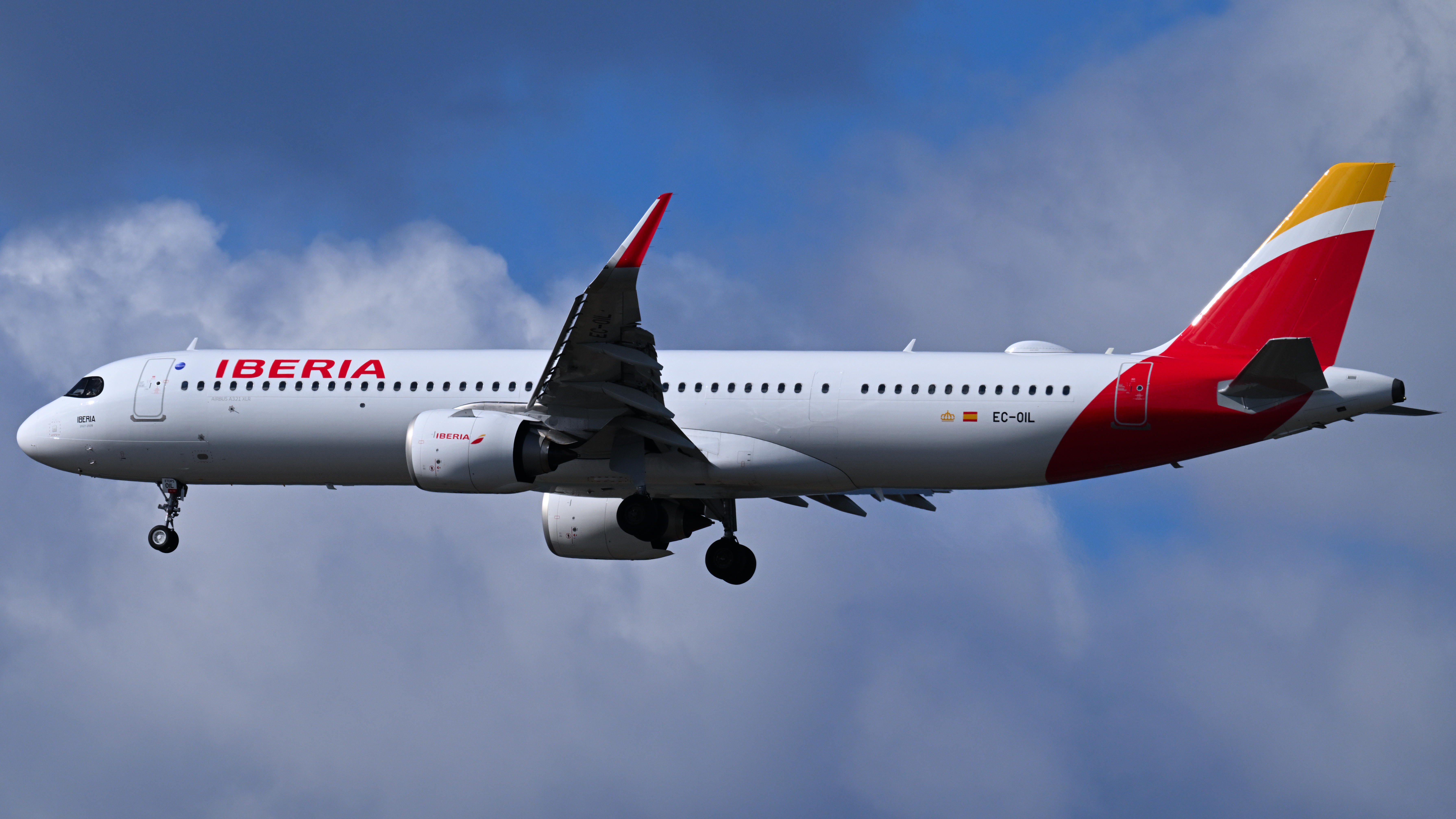 American Airlines Expands International Routes Using Smallest Long-Haul Jet