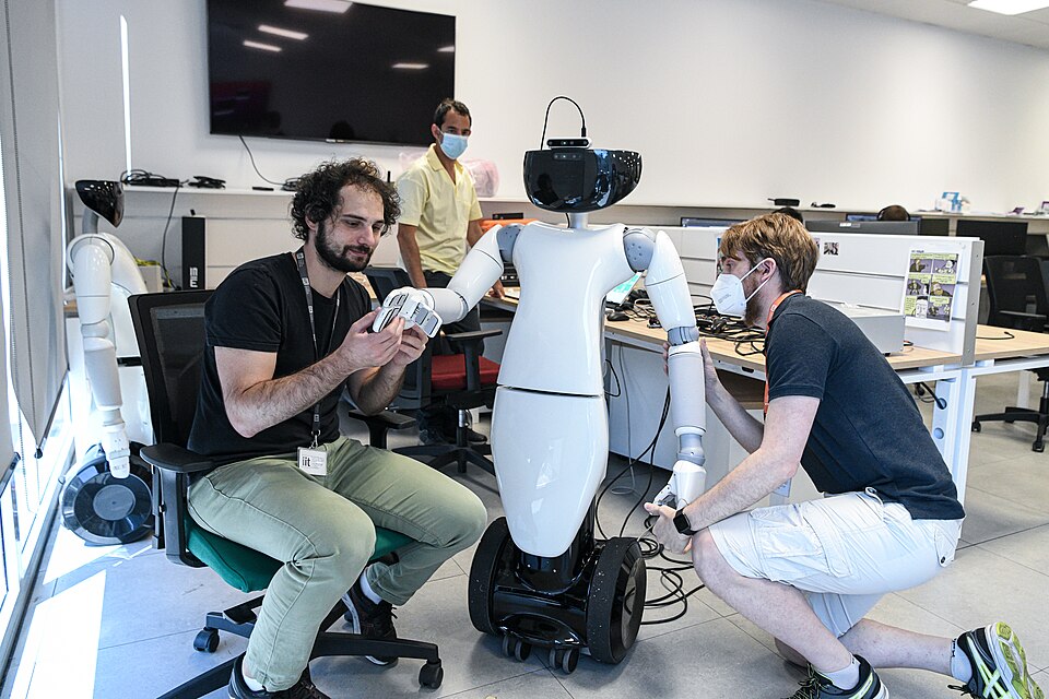 Researchers working on the "R1 humanoid robot" project of the Center for Robotics and Intelligent Systems (CRIS) Humanoid Sensing and Perception lab