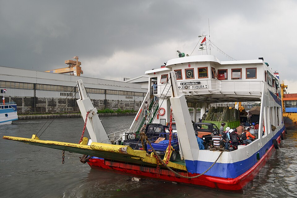 129 Missing After Ferry Capsizes in Indonesia’s Java Sea