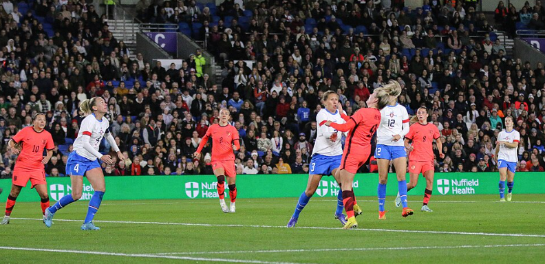 Manchester City Women Defeat Liverpool 4-2 in Intense WSL Clash