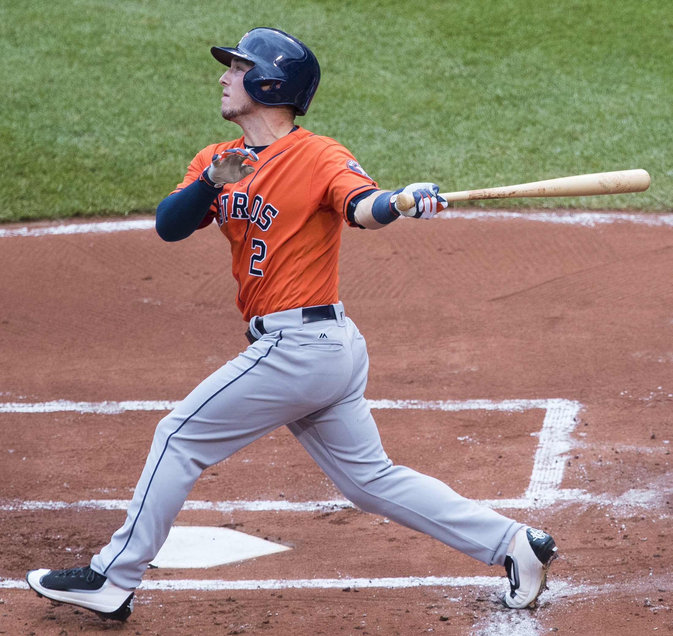Cubs' Alex Bregman Hospitalized After Foul Ball Hits Face