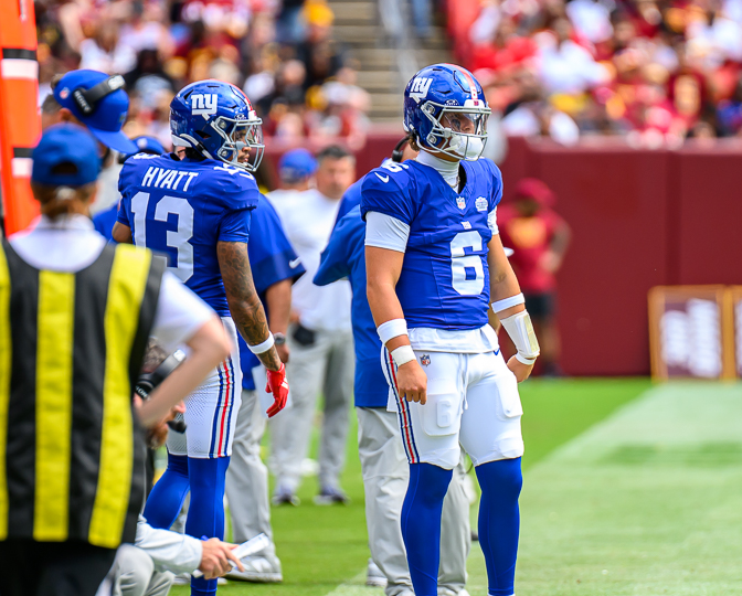 Jaxson Dart Faces Potential Season-Ending Knee Injury After Week 2 Loss
