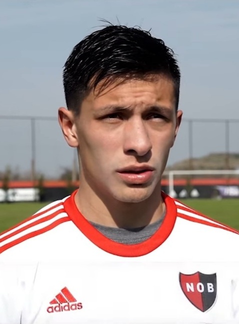 Lisandro Martinez Apologizes After Criticizing Manchester United’s Transfer Strategy