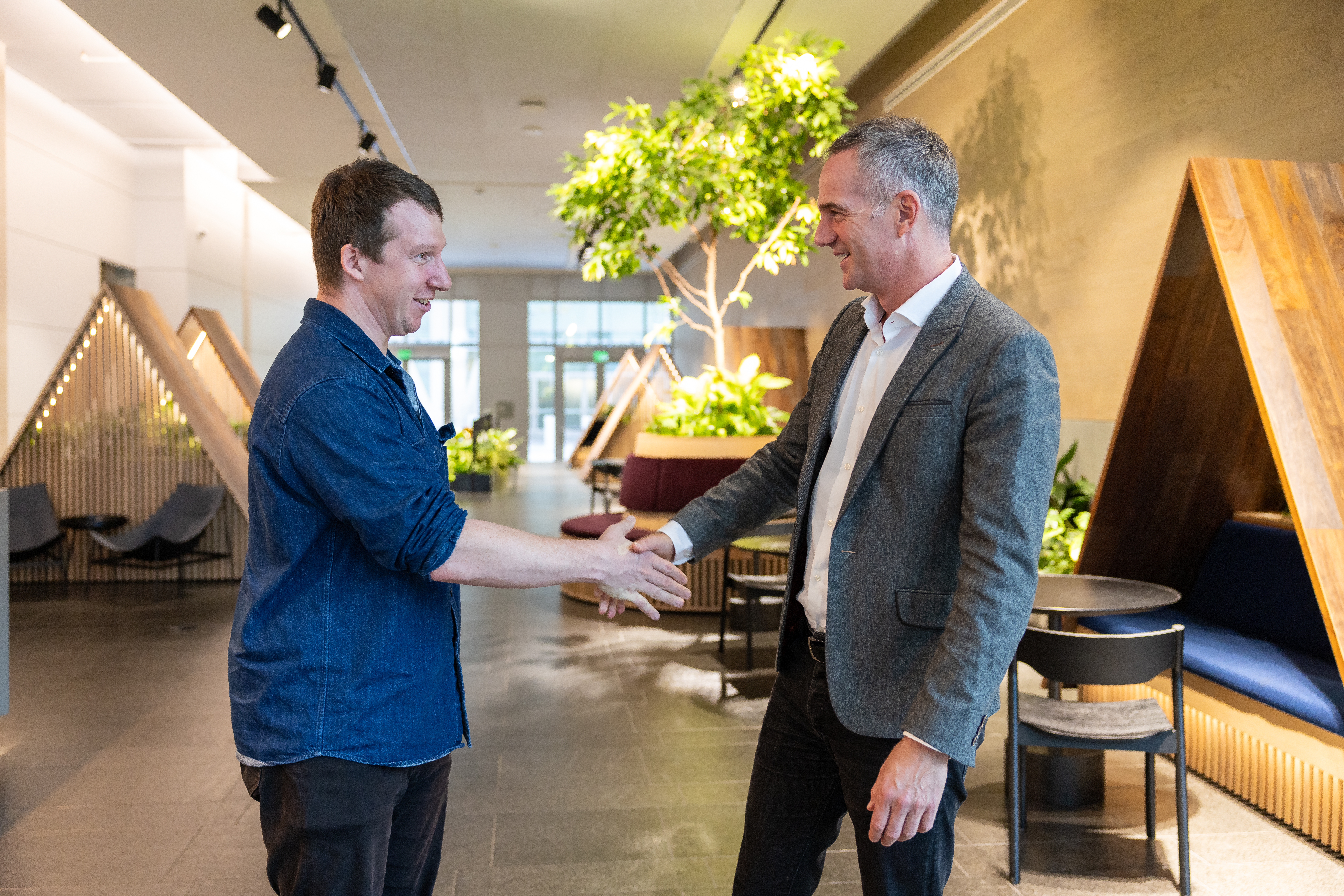 Anthropic Commits 5% of Shares to Public Benefit Fund, Expands Independent AI Safety Oversight