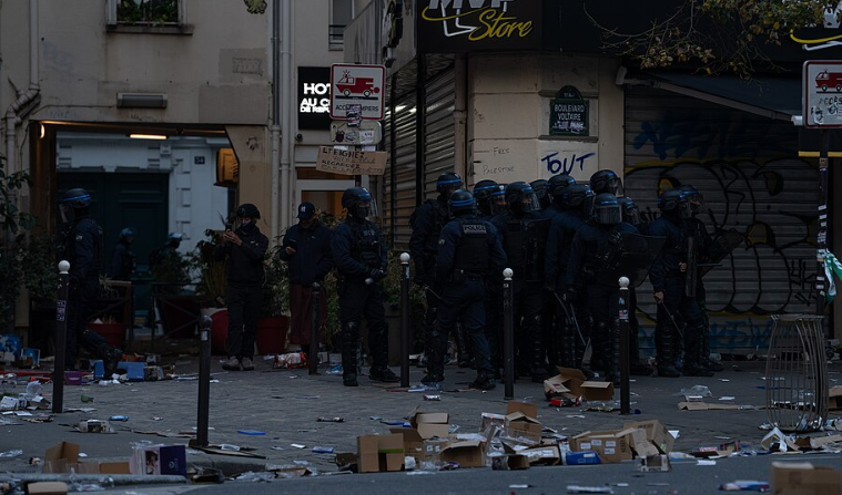 France Riots Damage at Least 3,000 Businesses as Government Announces Emergency Aid
