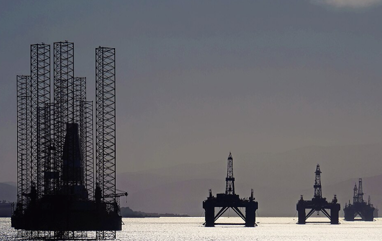 Rosebank Oil Field Dispute Deepens as UK Government Faces Divided Opinions
